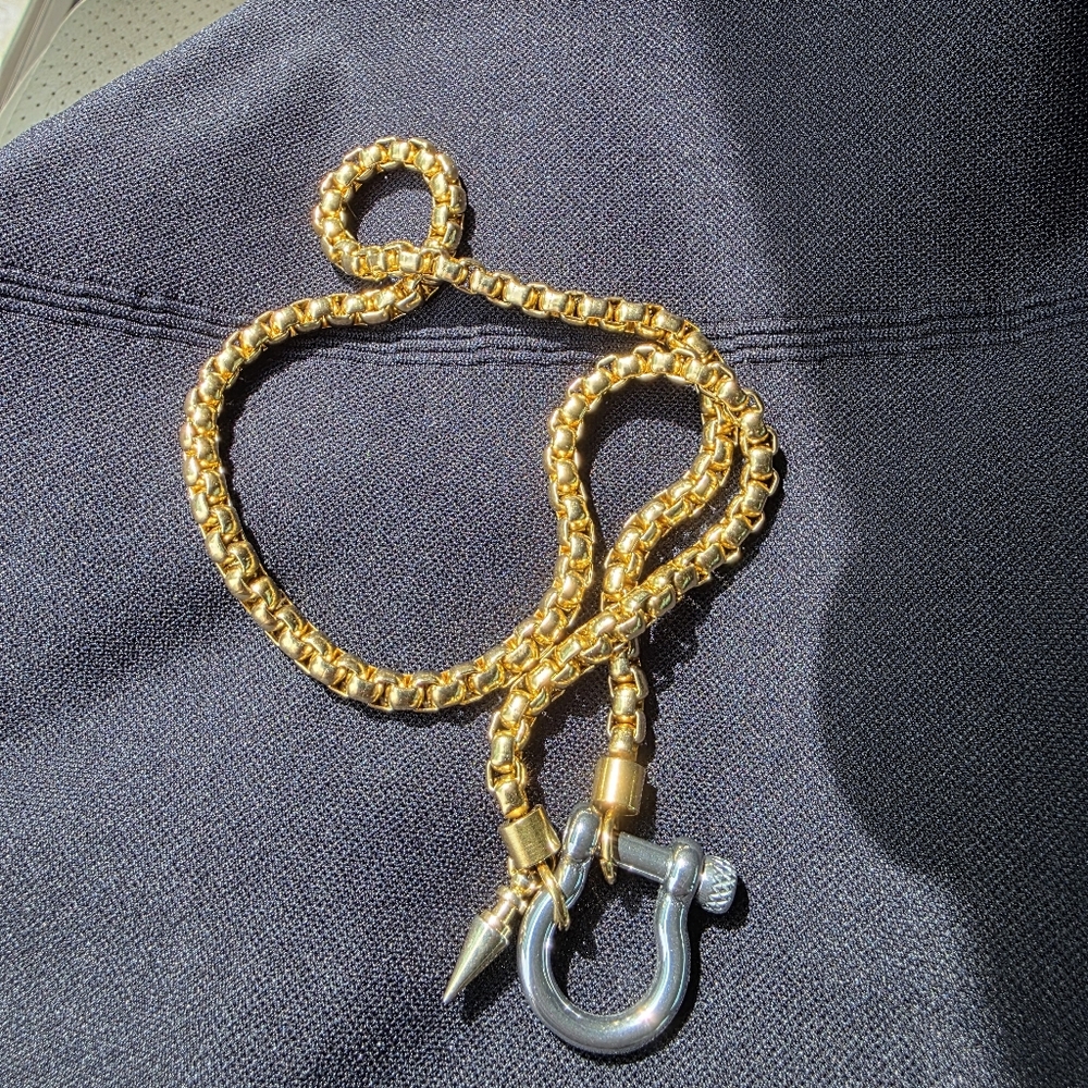 SALE - Artizan Joyeria Gold Herradura Spike Necklace